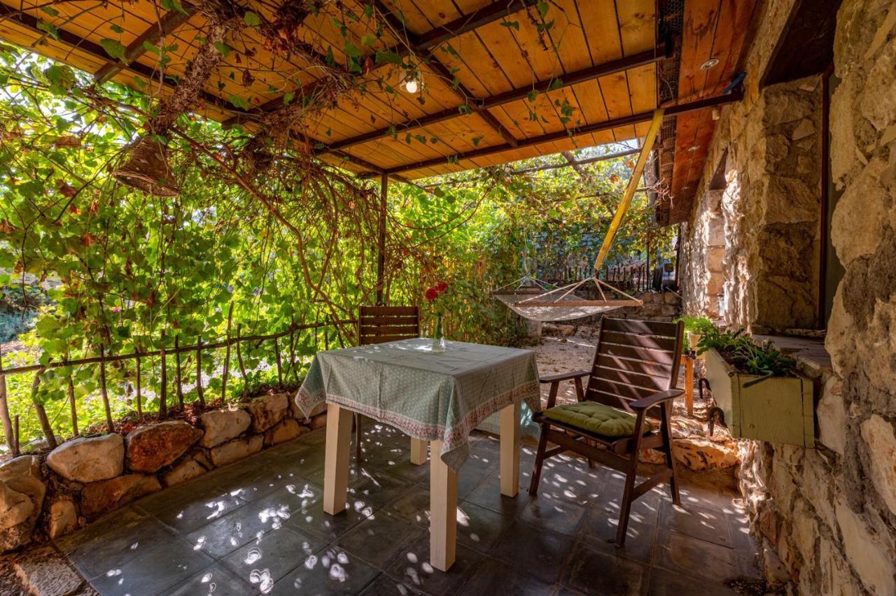 Hemdatya Stone Suites In The Galilee Ilaniya Exterior foto