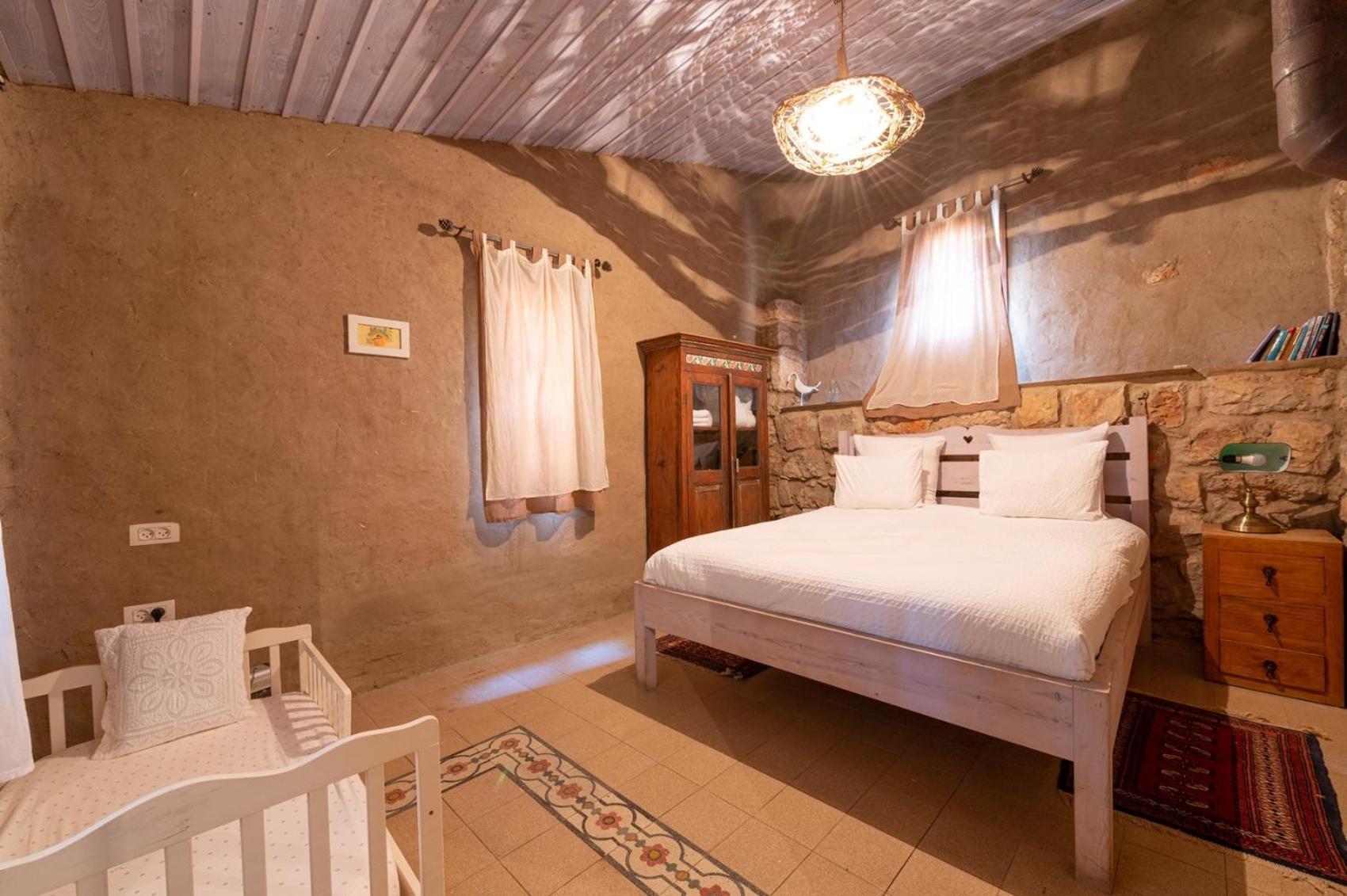 Hemdatya Stone Suites In The Galilee Ilaniya Quarto foto